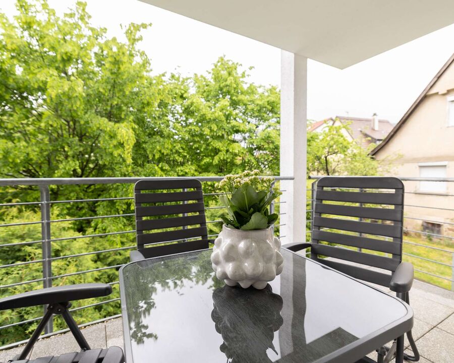 Balkon mit Blick ins Grüne