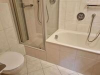 Bad - Wanne, Dusche, WC